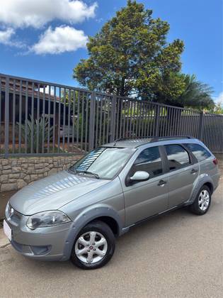 FIAT PALIO 1.6 TREKKING WEEKEND 16V FLEX 4P MANUAL
